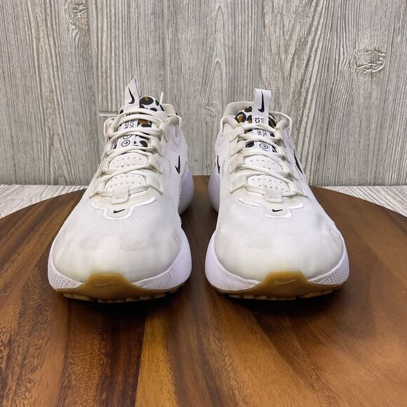 Nike React Escape Running Shoe White Leopard Womens Size 10 Sneakers DM3083-100 - Picture 2 of 11